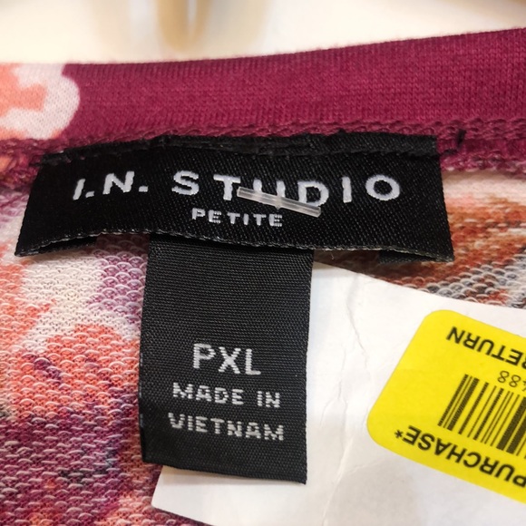Petite XL- I.N. Studio new blouse - Picture 2 of 2